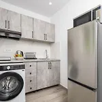 Apartament Mare - Elegant Beachfront *