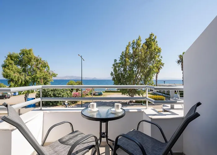 Mare - Elegant Beachfront *
