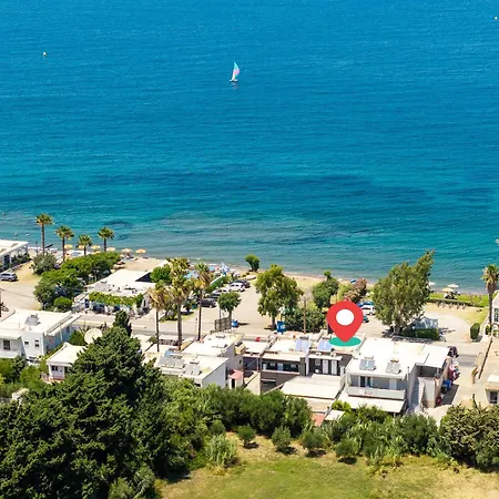 Mare - Elegant Beachfront