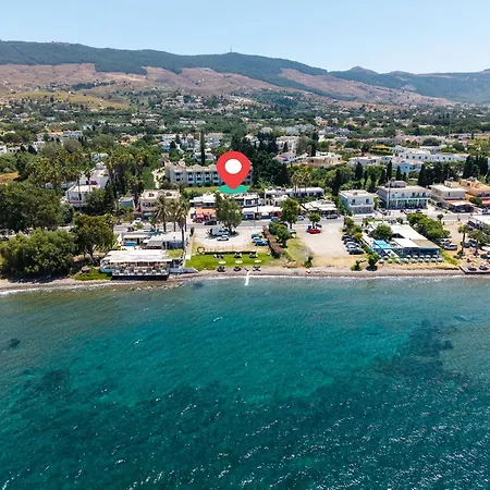 Mare - Elegant Beachfront